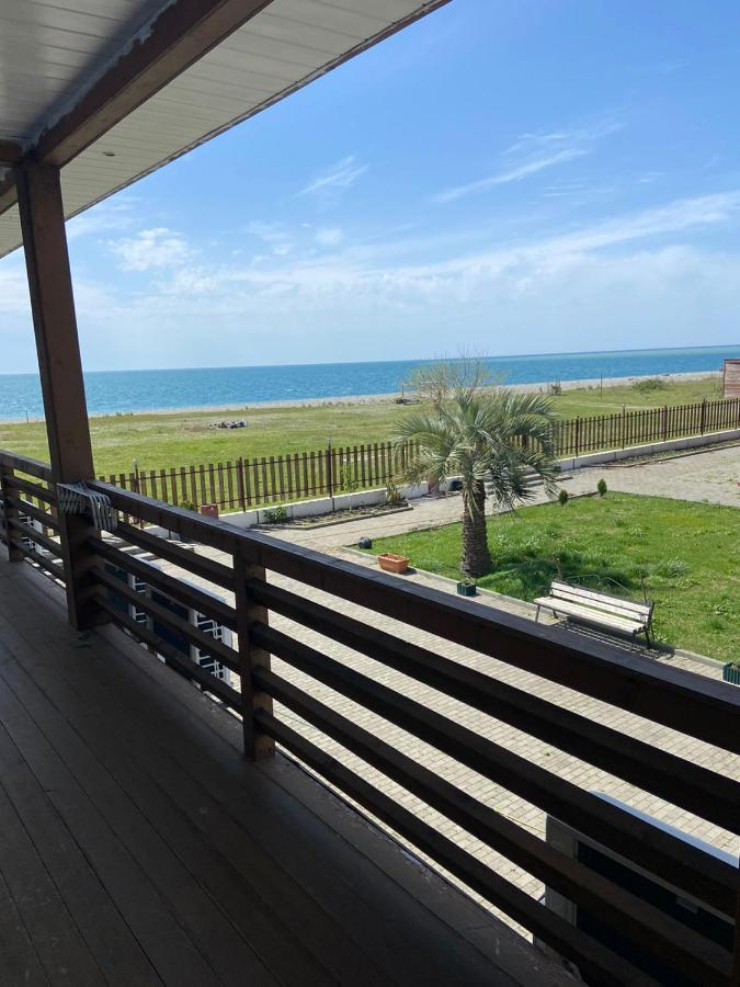 Al Mare Hotel Пицунда Екстериор снимка